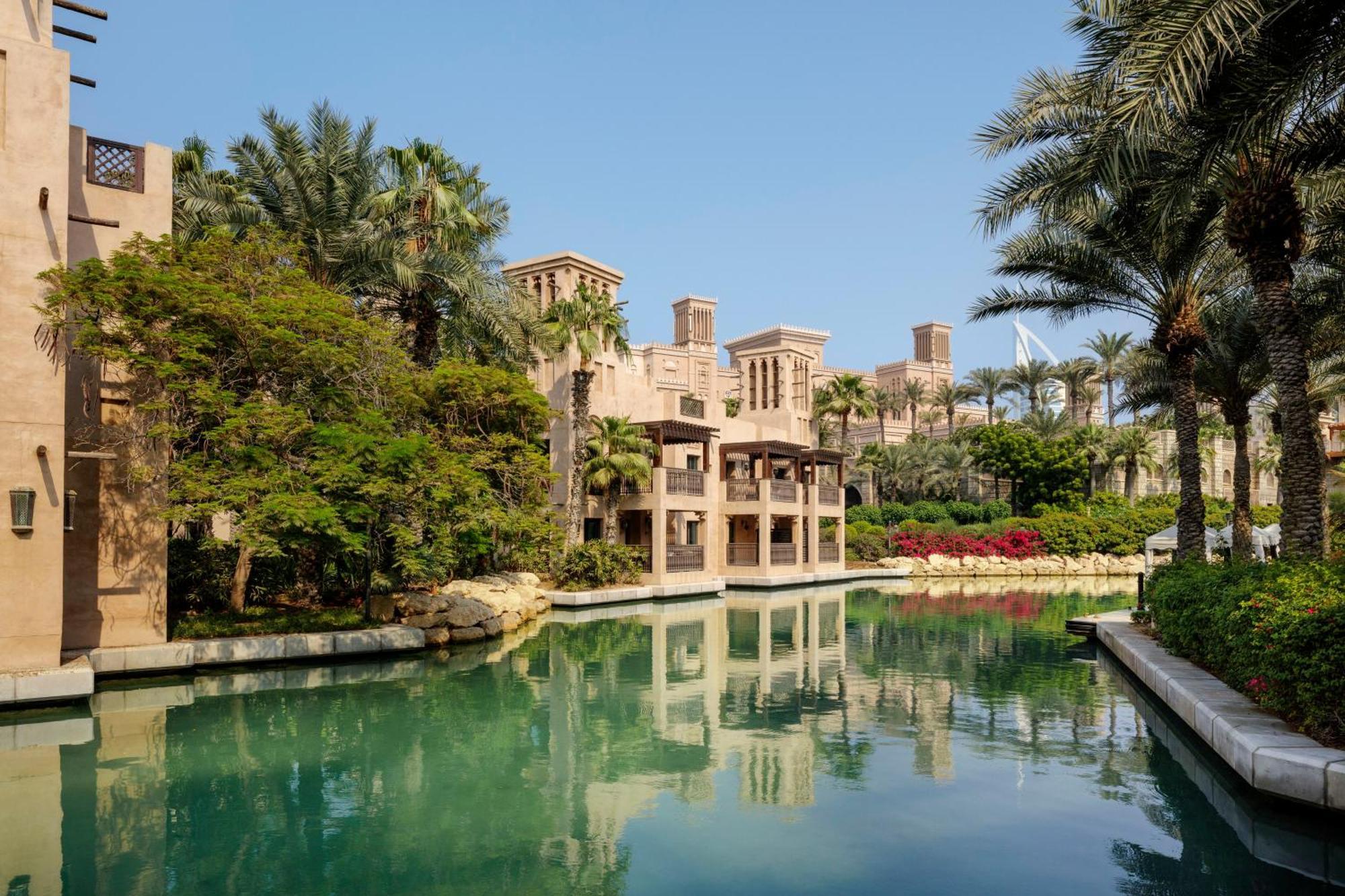Jumeirah Dar Al Masyaf Dubaj Kültér fotó The Palace Downtown Dubai
